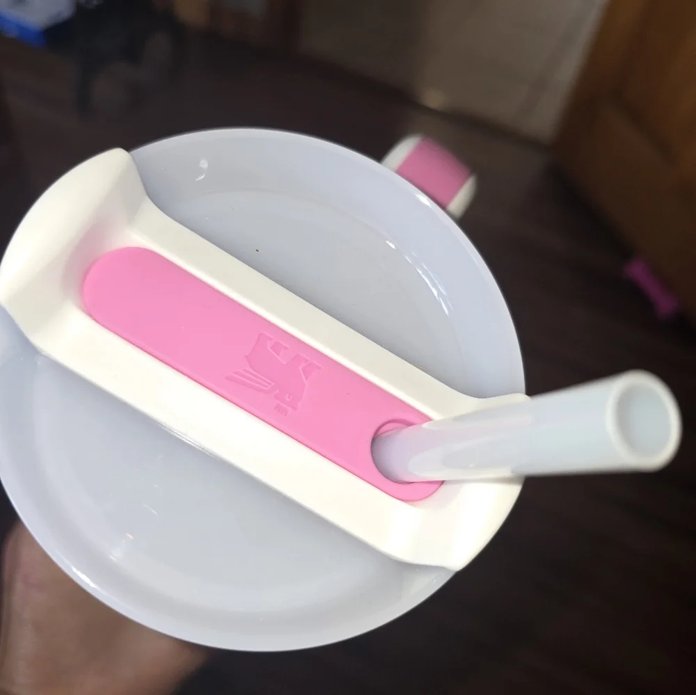 Stanley Limited Edition 40 Oz Frost Tropic Flowers Quencher - Picture 2 of 4